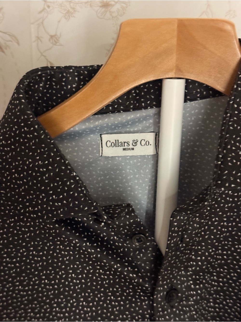 Collars & Co. Men's Black Printed Polo